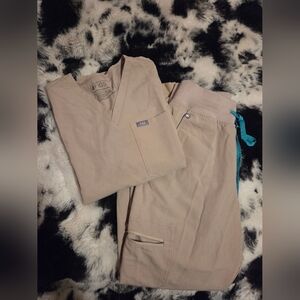 Figs Boulder Scrub Set